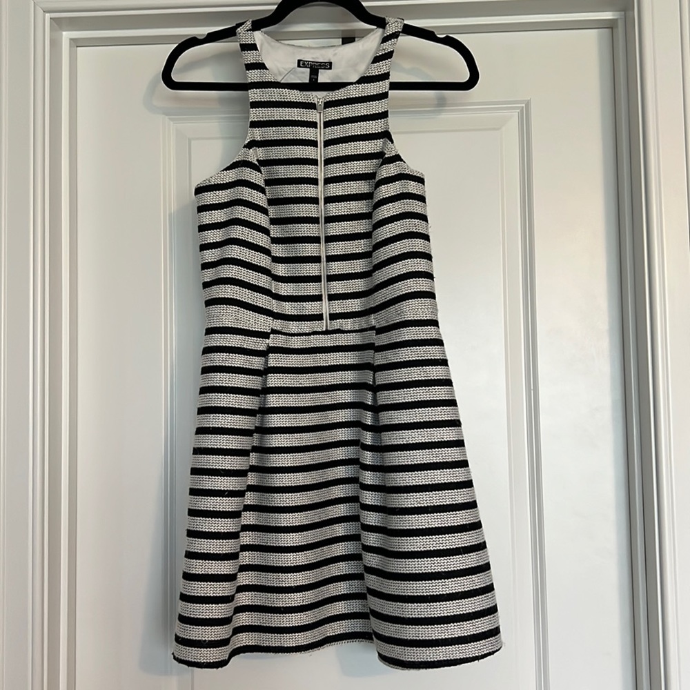 Express Woven dress